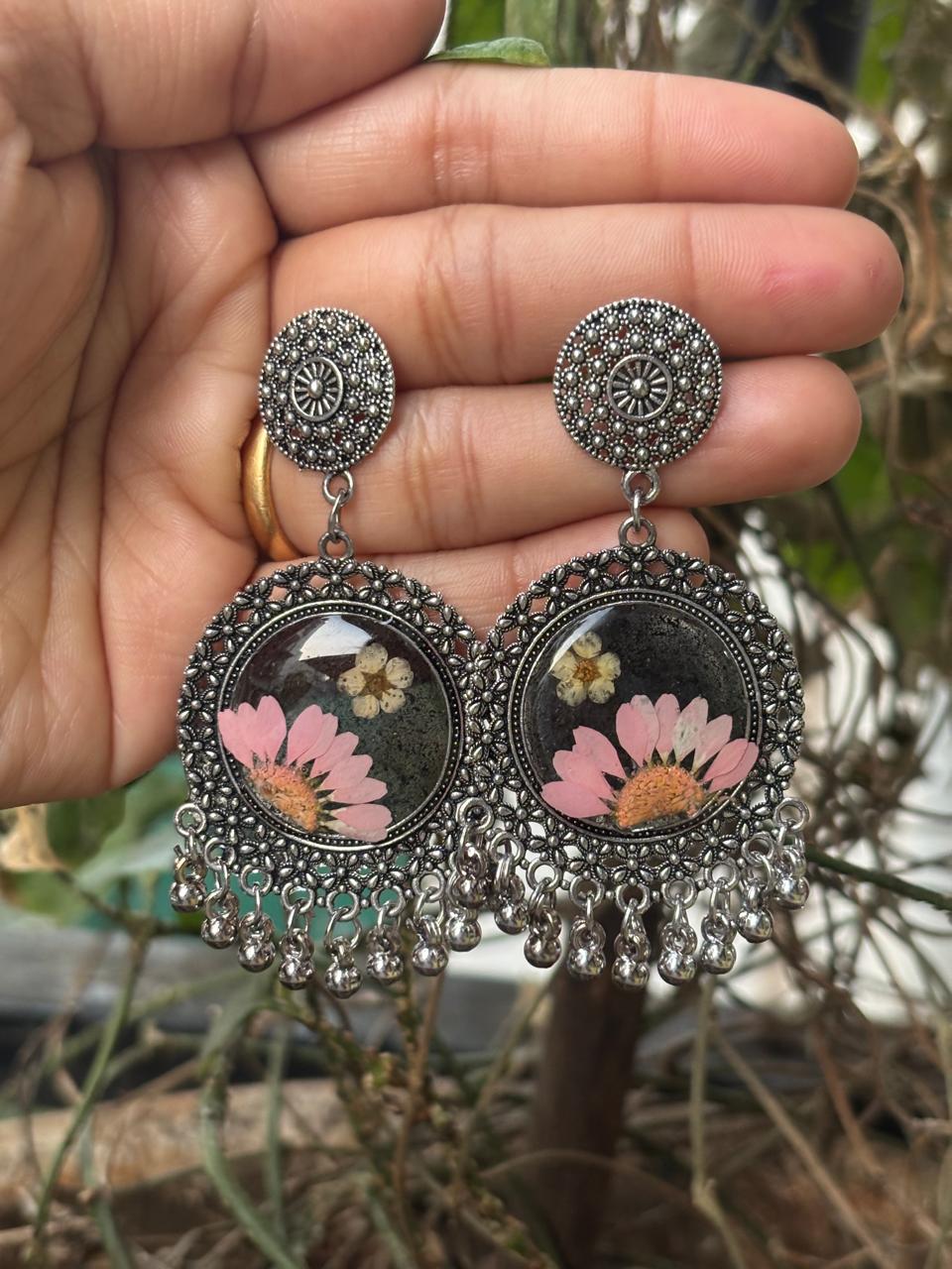 Daisy Drop Jhumkaa