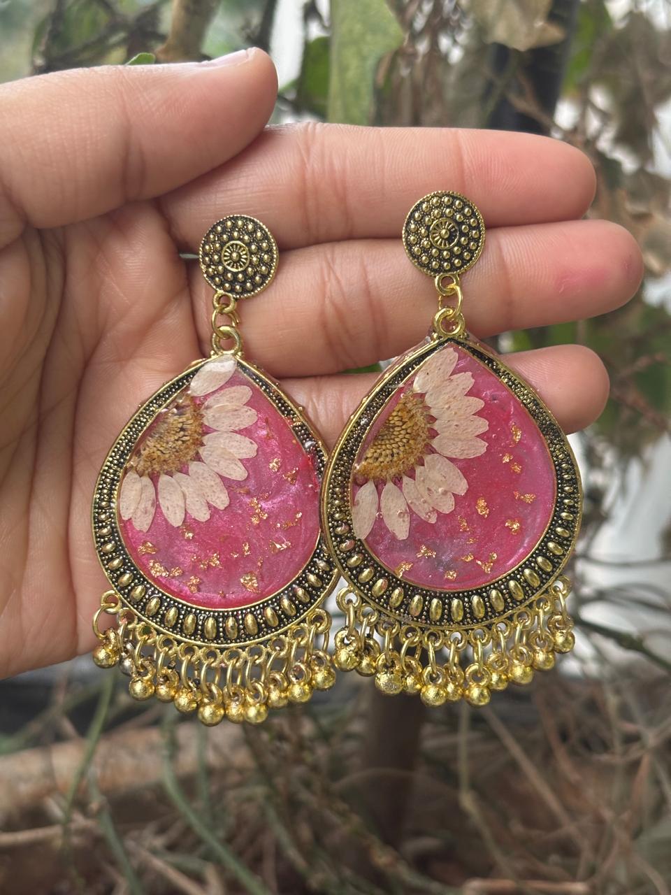 Vintage Petal Jhumkaa